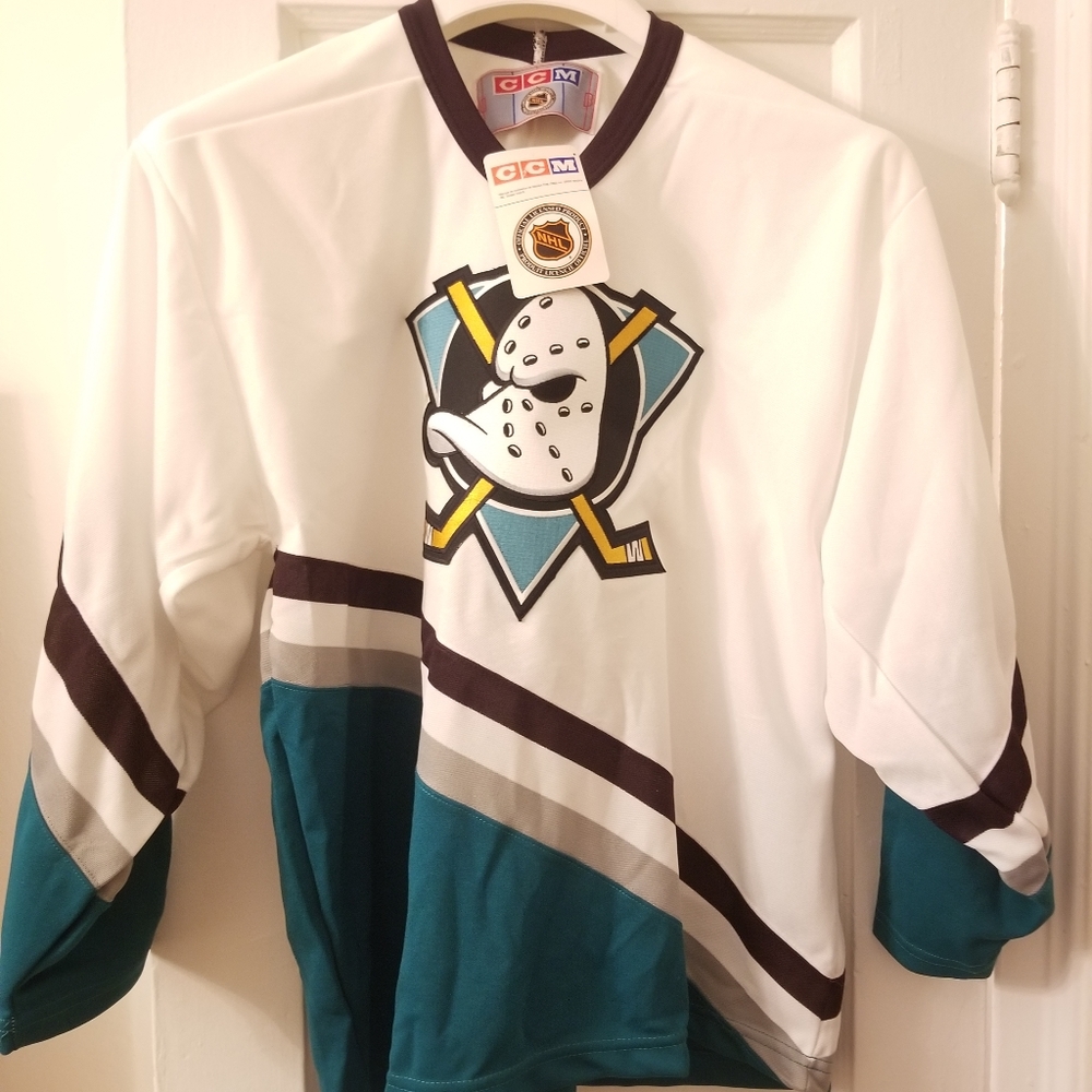 NWT/NOS Vintage 90s CCM Mighty Ducks Hockey Jersey Large (LEGIT TIME CAPSULE!)